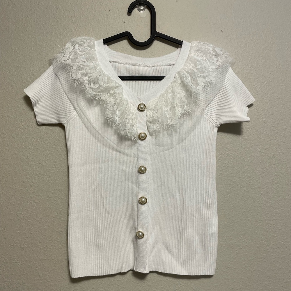 NWT Frilly Lace White Top